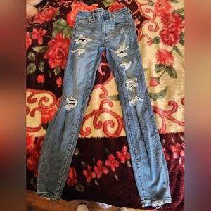 Girls American Eagle distressed jeans